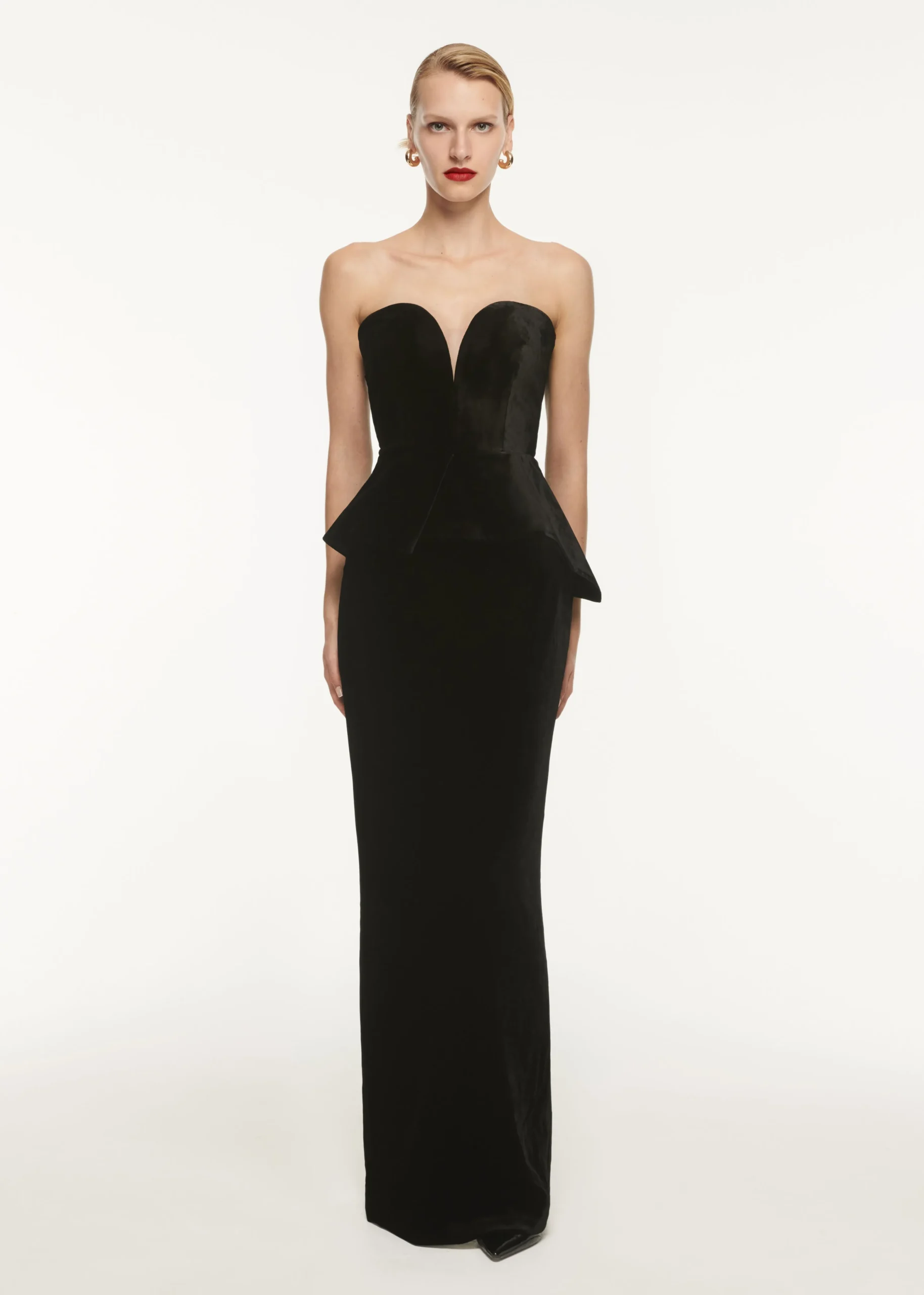 Ready To Wear|Ready To Wear Roland Mouret Strapless Velvet Peplum Gown
