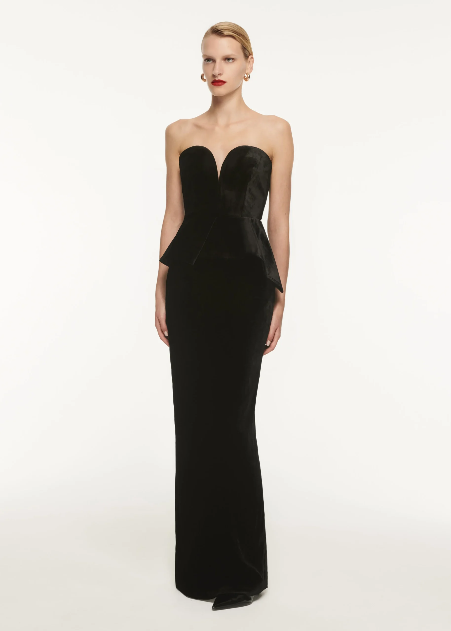 Ready To Wear|Ready To Wear Roland Mouret Strapless Velvet Peplum Gown