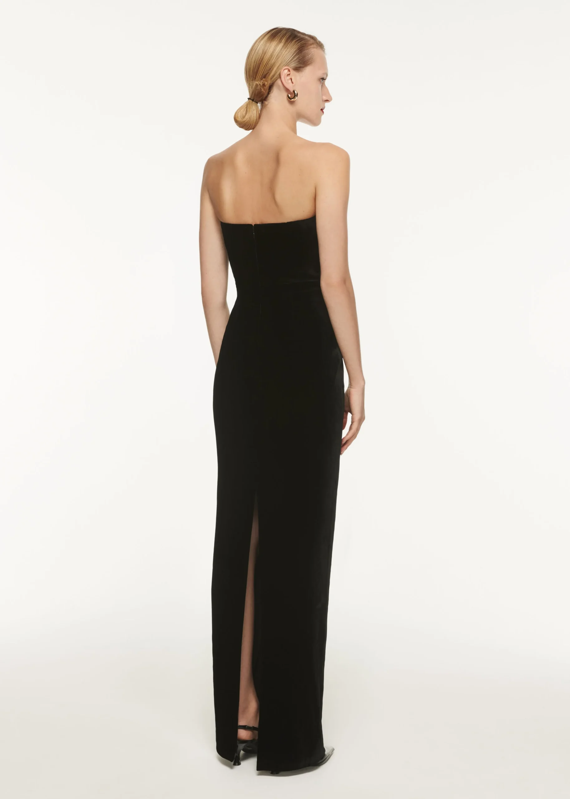 Ready To Wear|Ready To Wear Roland Mouret Strapless Velvet Peplum Gown